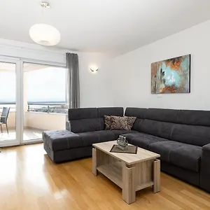 Apartment San Antonio By Aneo Travel, Crikvenica